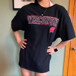 Uni of Wisconsin Tshirt